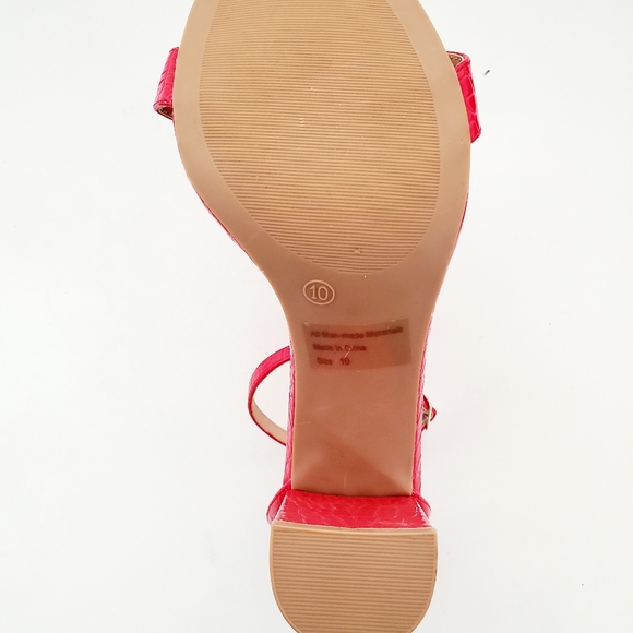 Wild Diva Red Croc-Embossed Ankle Strap Sandals Size 8 - Picture 8 of 9